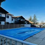 T2 Confortable A Avec Piscine Et Parking - Fr-1-495-82 アパート カンボ・レ・バン